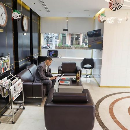 弗拉明戈公寓式酒店 阿布扎比 外观 照片