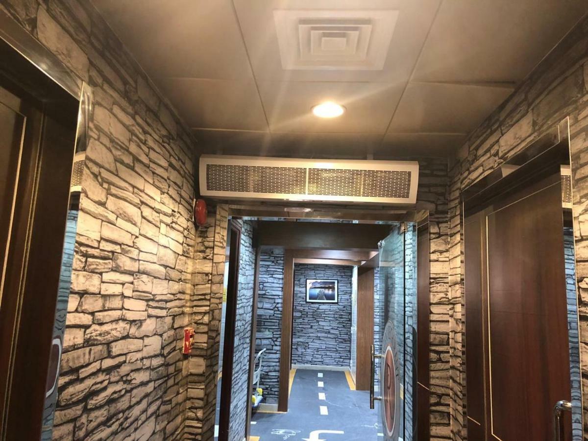 弗拉明戈公寓式酒店 阿布扎比 外观 照片